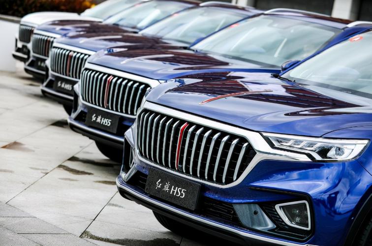 红旗hs5新款2022款,红旗hs5买2022现款还是等新款