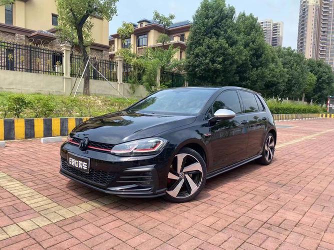 大众高尔夫gti(大众高尔夫中的GTI是什么意思)