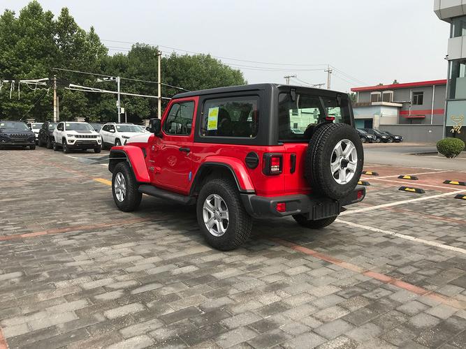 最适合女人开的越野车 哪款越野车适合女人开