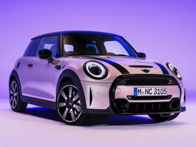 宝马mini2022款？迷你宝马2022新款报价女款