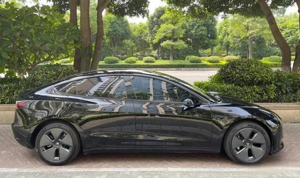 特斯拉model3降价22万？model3下半年会降价吗