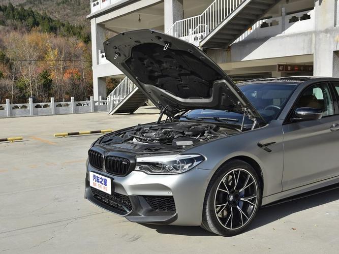 bmwm5雷霆版 宝马m5雷霆版2023款落地价