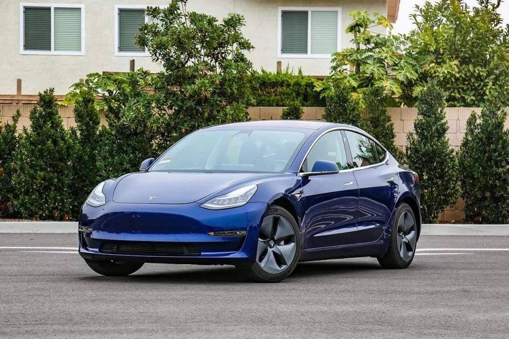 特斯拉model3售价22万 特斯拉model322款和23款的区别