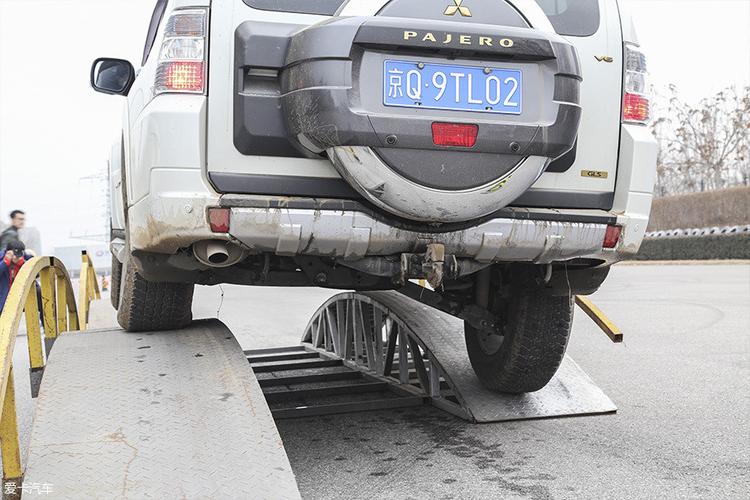 帕杰罗越野车 帕杰罗没有大梁能算纯粹越野车吗