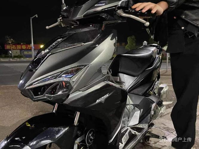 为什么泰国的摩托车没有锁的呢 在泰国买摩托车贵吗