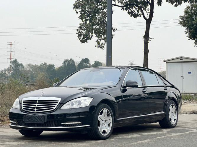 奔驰s600l报价多少钱(s600l奔驰v12落地价)