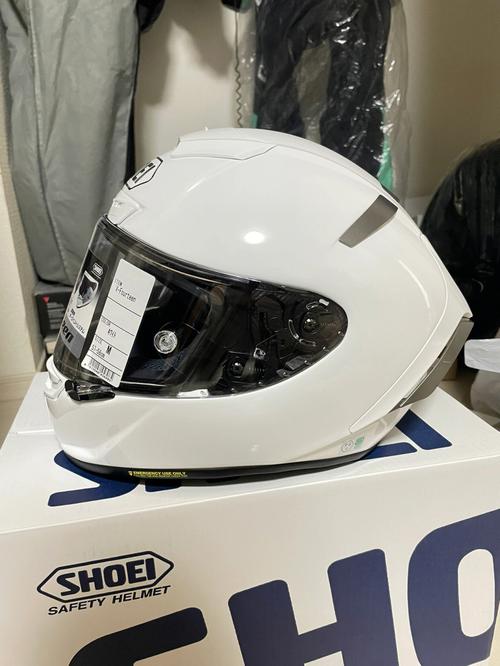 shoei x14为什么这么贵，国产shoei可以买吗