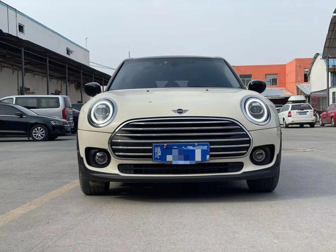 二手车宝马mini(二手车什么价格)