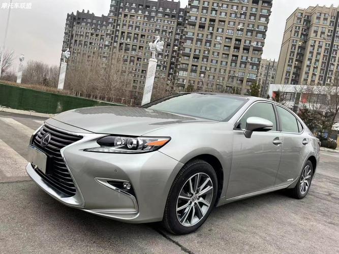 雷克萨斯es350豪华版,雷克萨斯es350h油电混合报价