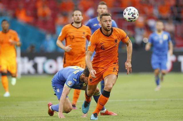荷兰队威尔士 荷兰和威尔士足球实力对比