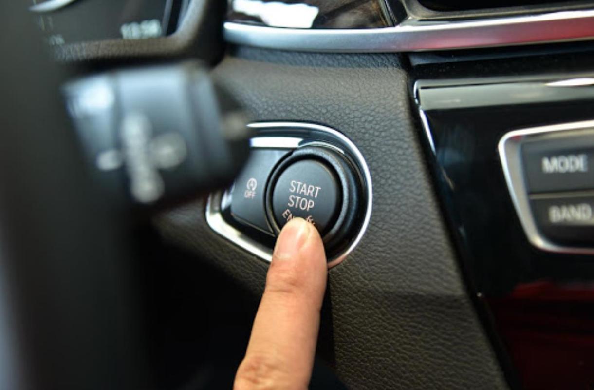 一键启动正确用法 汽车一键启动正确使用方法。
