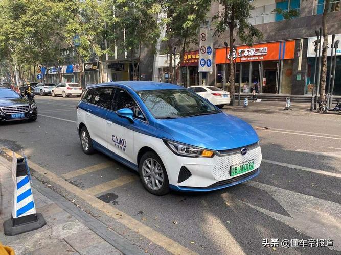 比亚迪e6二手车 2022年出租车比亚迪e6能卖多少钱