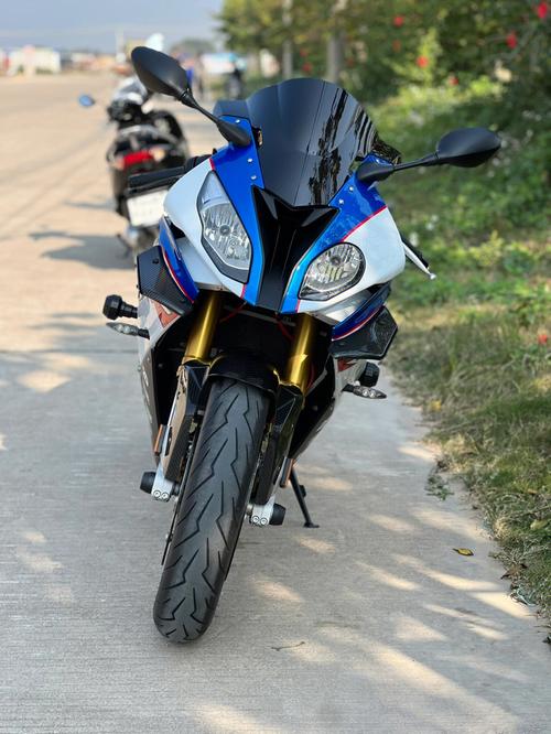 宝马1000rr 宝马单r1000多少钱