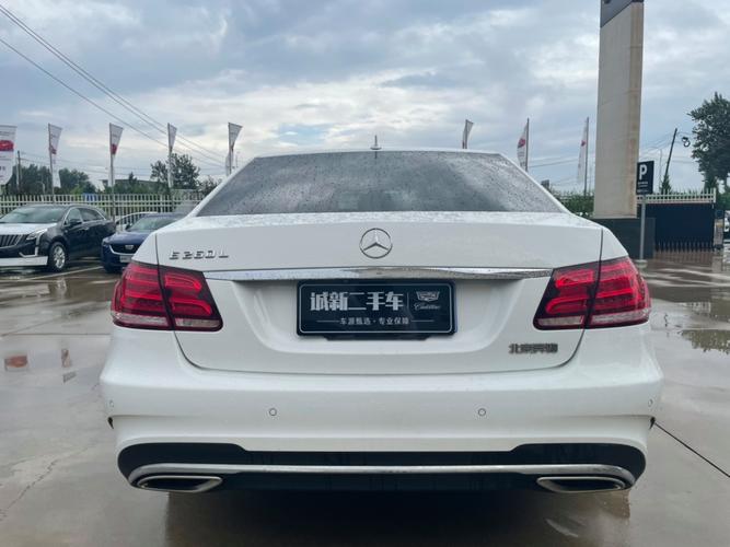 奔驰e300l配置参数(e300l奔驰参数)