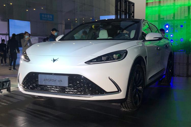 华为极狐尔法汽车 极狐是华为的吗