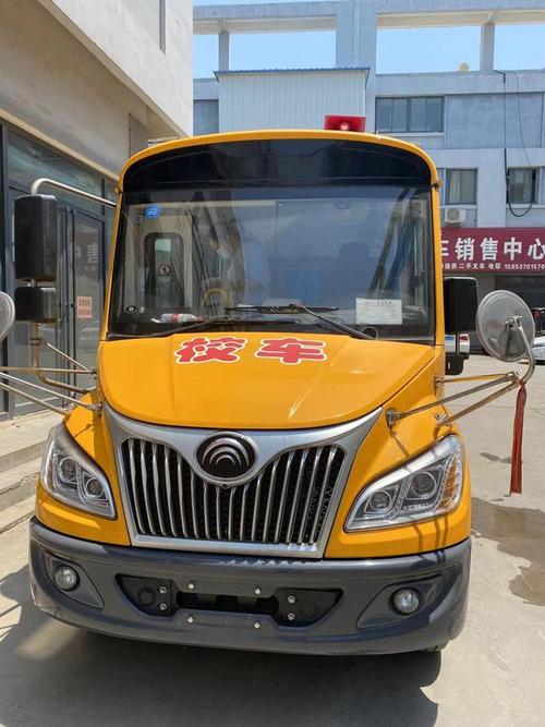 宇通校车19座参数 宇通19座油箱多大