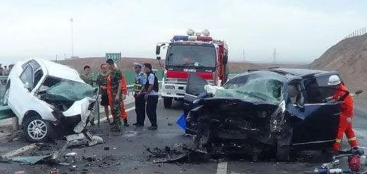 高速车祸汽车品牌排名最新（高速最惨车祸）