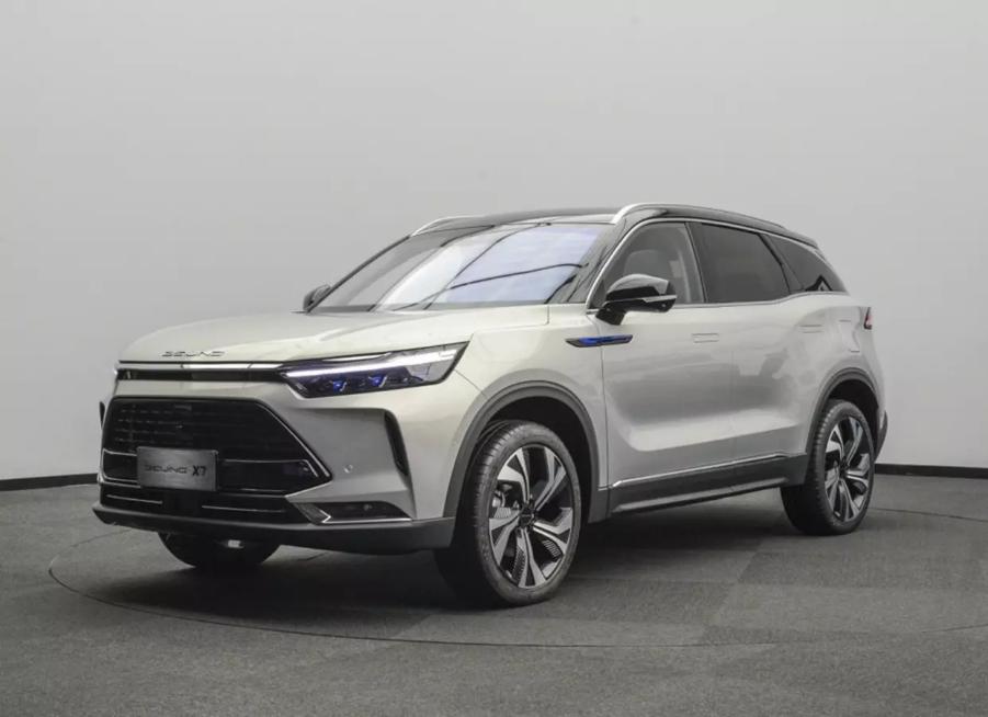 汽车品牌中外价格对比，解析差异背后的原因