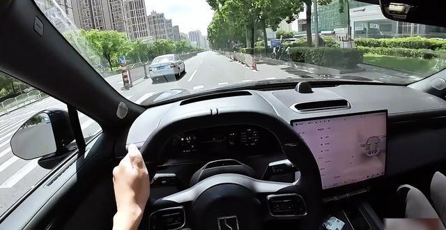 民生购车通汽车品牌，打造优质生活，引领智能出行新潮流