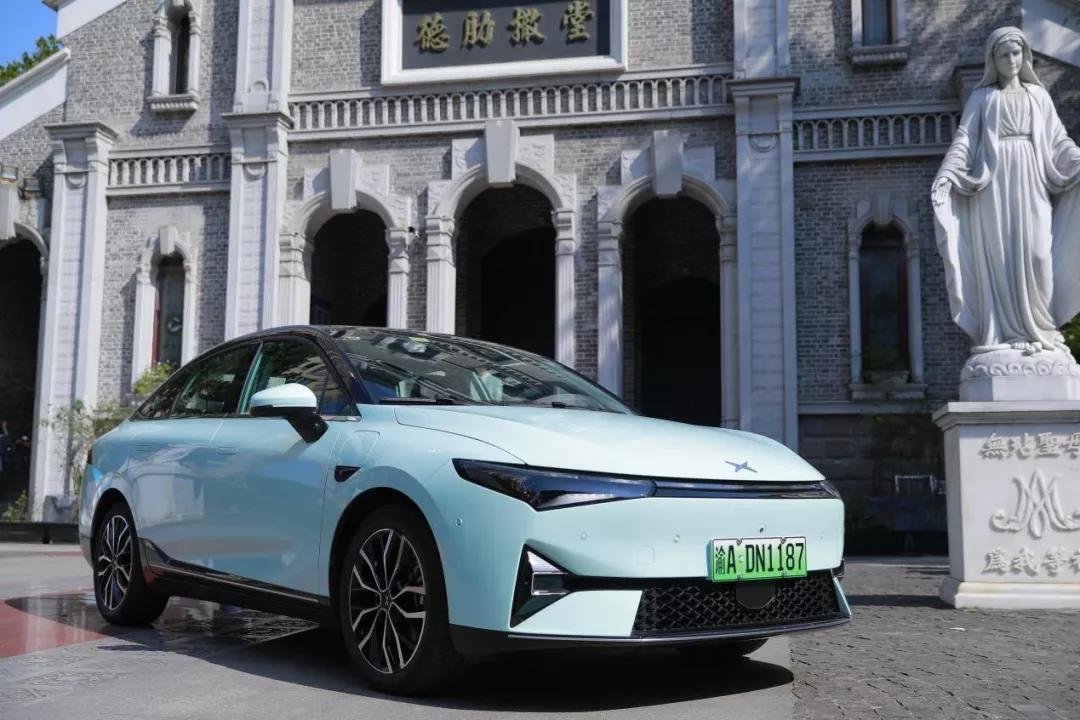探索未来出行——最新动力电动汽车品牌