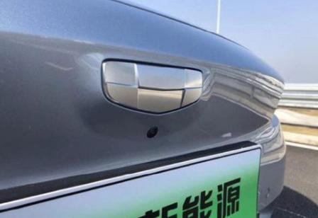 比亚迪汽车品牌换标深度解析